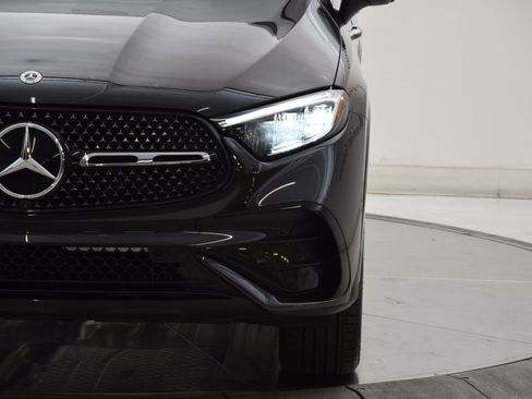 Certified 2026 Mercedes-Benz GLC 300 image 10