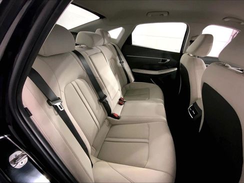 Used 2025 Hyundai Sonata SEL FWD image 23