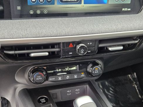 New 2026 Nissan Kicks SV w/ SV Premium Package FWD image 12