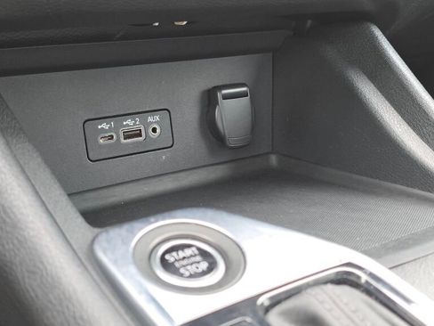 Used 2023 Nissan Sentra SV FWD image 32