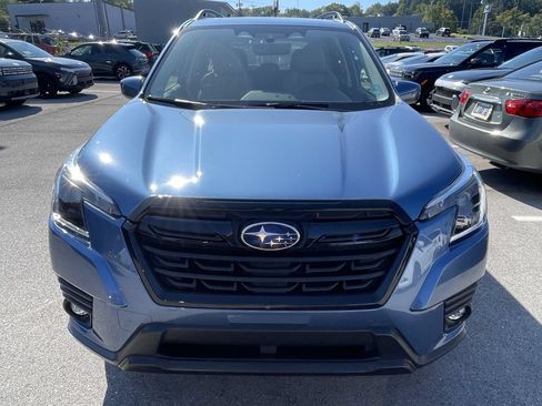 Used 2024 Subaru Forester Premium AWD/4WD image 2