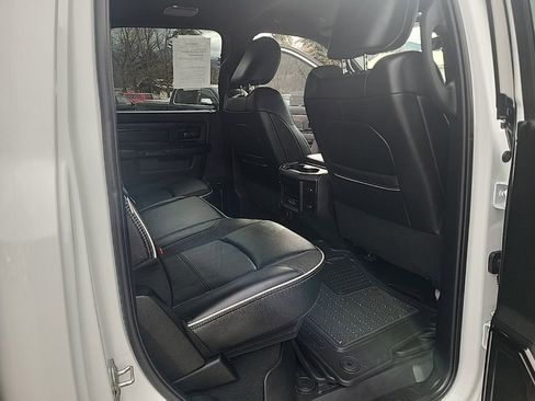 Used 2025 RAM 3500 Limited AWD/4WD image 19