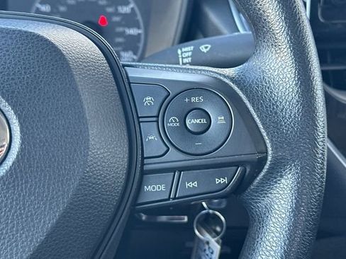 Used 2023 Toyota Corolla LE FWD image 27