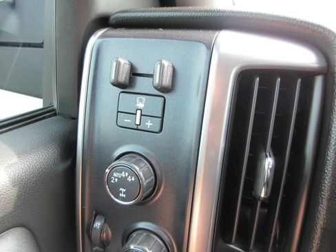 Used 2017 Chevrolet Silverado 1500 LT w/ All Star Edition AWD/4WD image 17