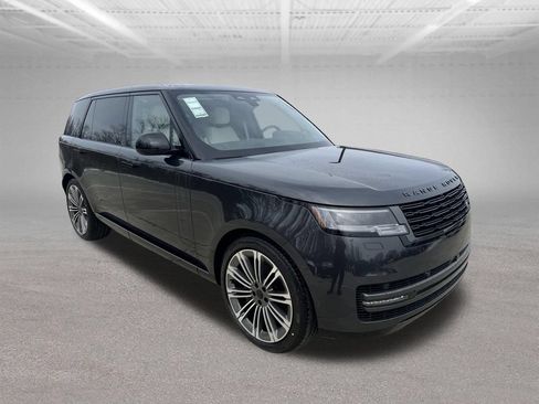 New 2026 Land Rover Range Rover Long Wheelbase SE AWD/4WD image 12