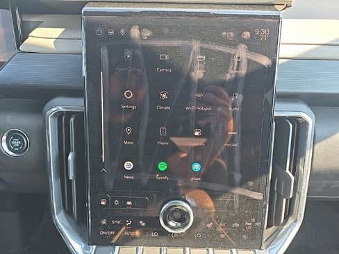 Used 2024 GMC Acadia Elevation w/ Trailering Package AWD/4WD image 30