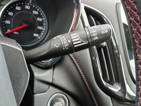 Used 2023 Chevrolet Equinox RS AWD/4WD image 16