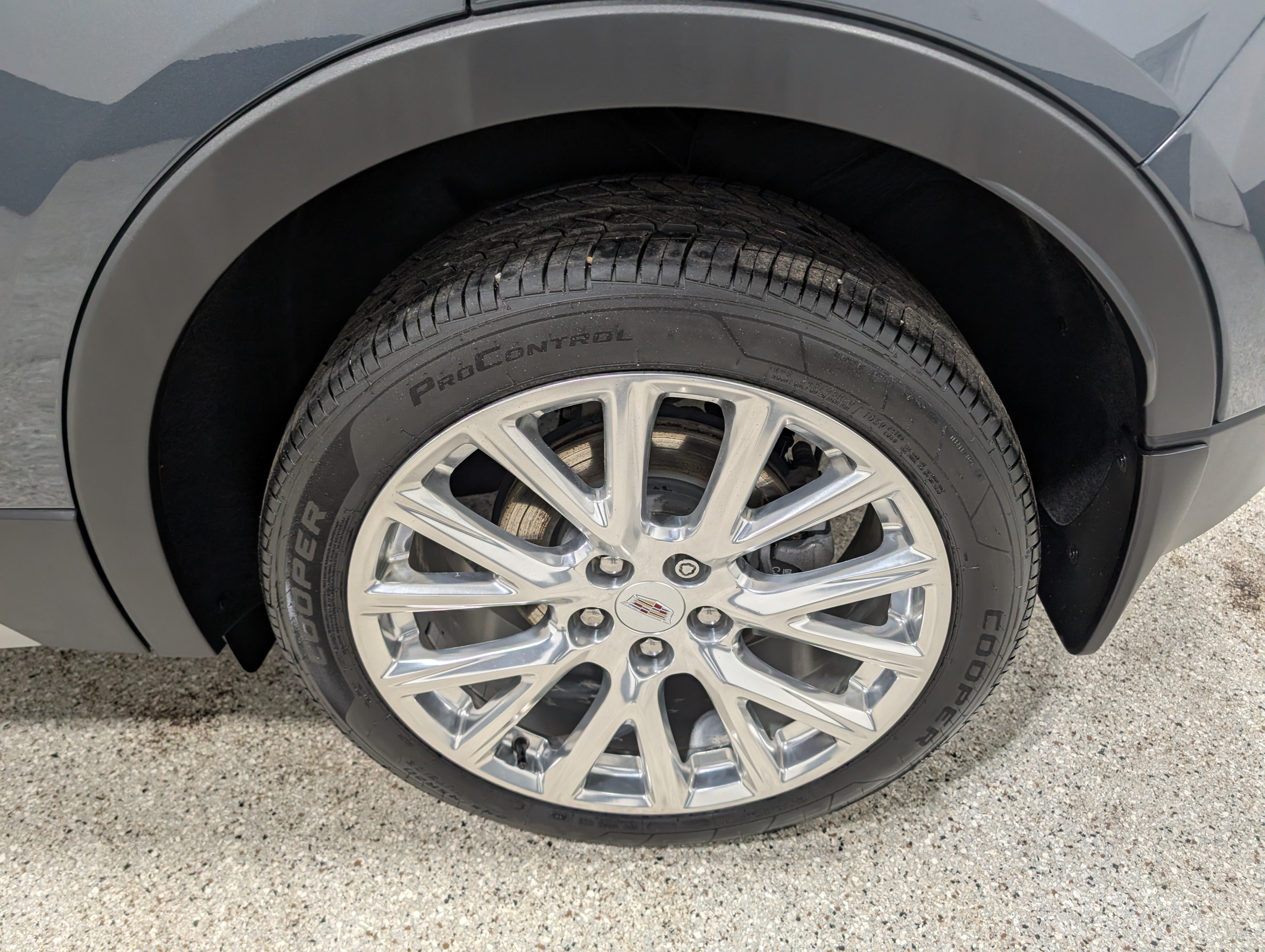 Used 2019 Cadillac XT4 Premium Luxury w/ Cold Weather Package AWD/4WD image 10