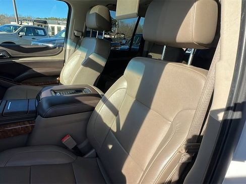 Used 2016 Chevrolet Suburban LTZ image 15