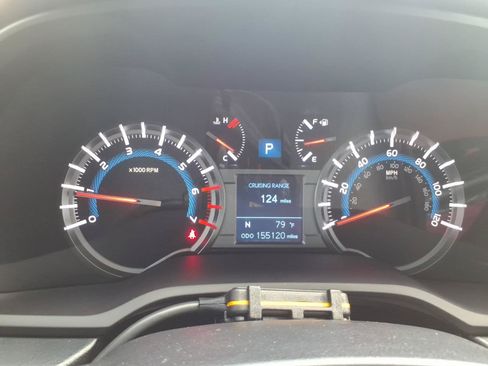 Used 2018 Toyota 4Runner SR5 Premium AWD/4WD image 18