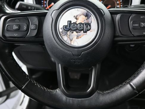 Used 2022 Jeep Wrangler Unlimited Sport AWD/4WD image 28