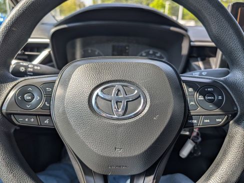 Used 2024 Toyota Corolla LE FWD image 22