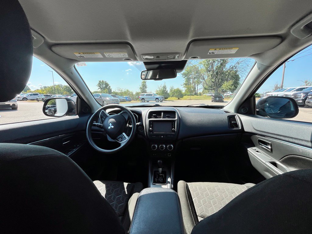 Used 2024 Mitsubishi Outlander Sport AWD image 13
