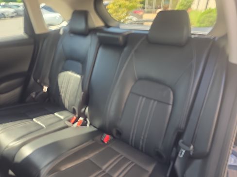 Used 2023 Honda HR-V EX-L image 17