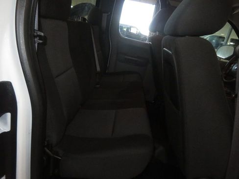 Used 2013 Chevrolet Silverado 1500 W/T image 28