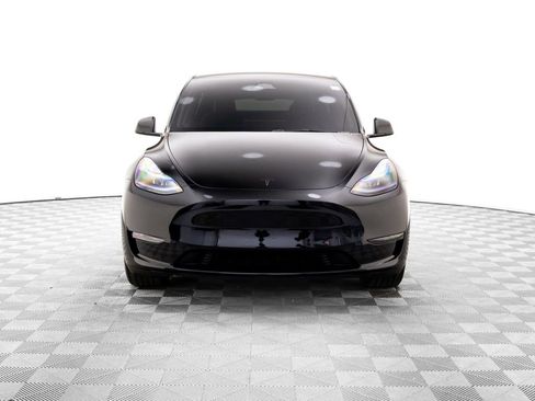 Used 2024 Tesla Model Y Long Range image 9