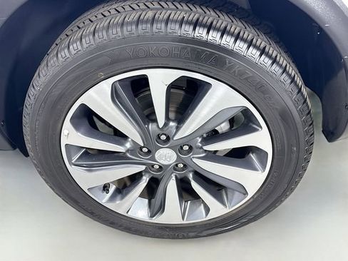 Used 2022 Buick Encore Preferred w/ Safety Package FWD image 28