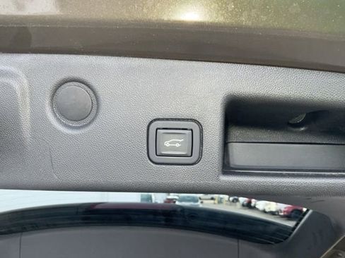 Certified 2023 Chevrolet Equinox RS image 8