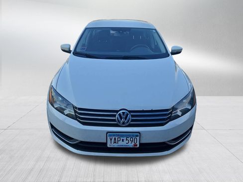 Used 2013 Volkswagen Passat 2.5 S FWD image 2