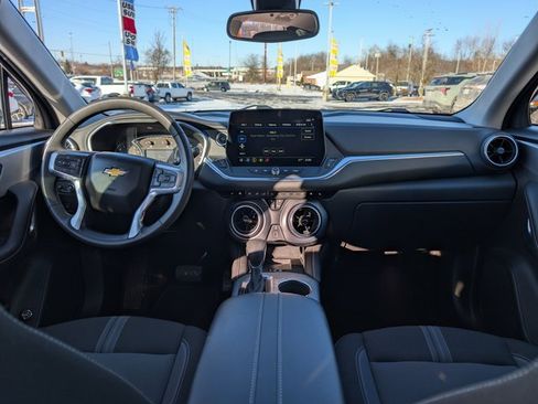 Used 2023 Chevrolet Blazer LT w/ Convenience Package image 11