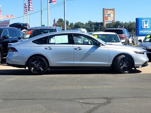 Certified 2025 Honda Accord Sport image 3