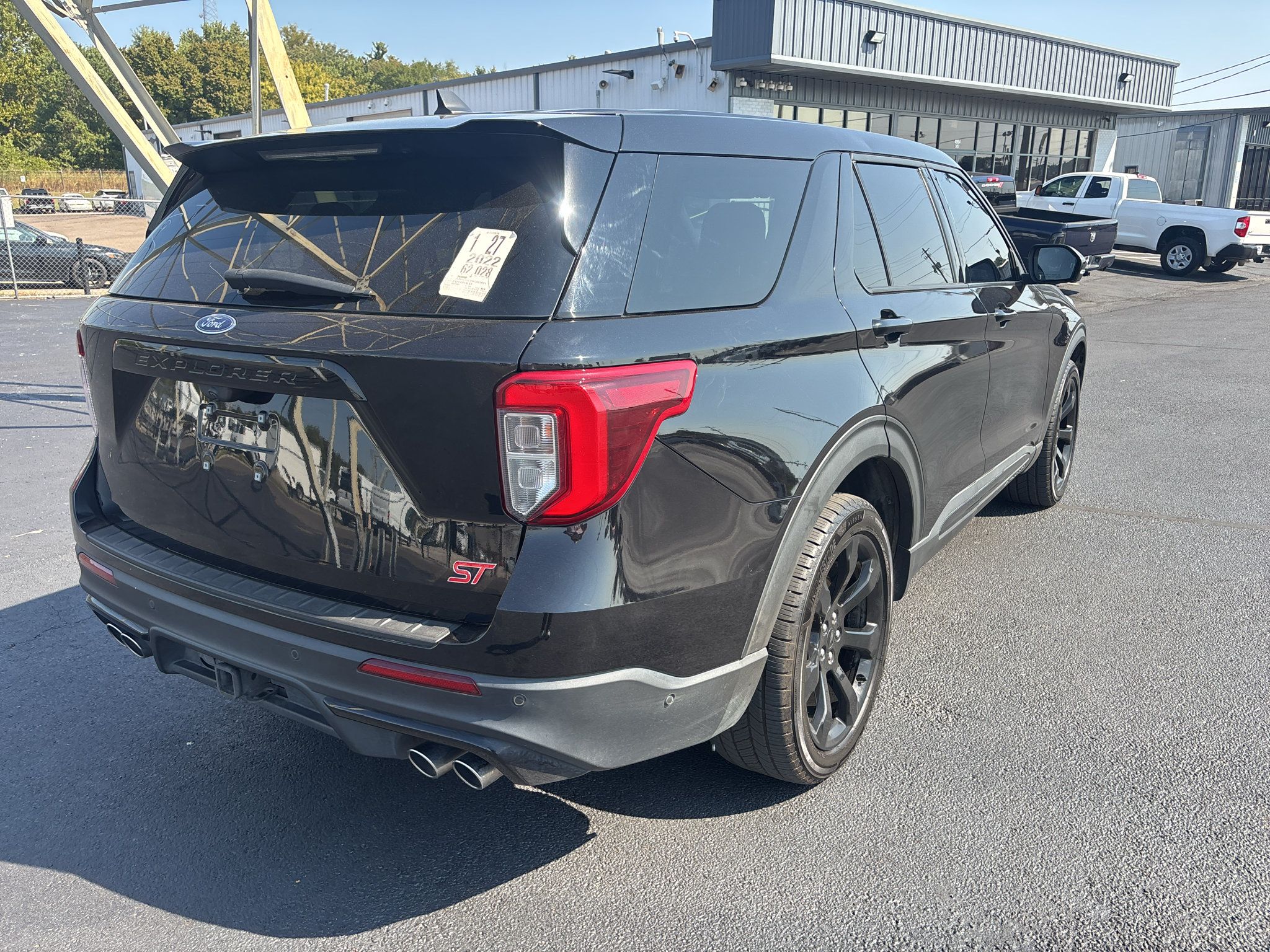 Used 2022 Ford Explorer ST w/ Equipment Group 401A AWD/4WD image 9