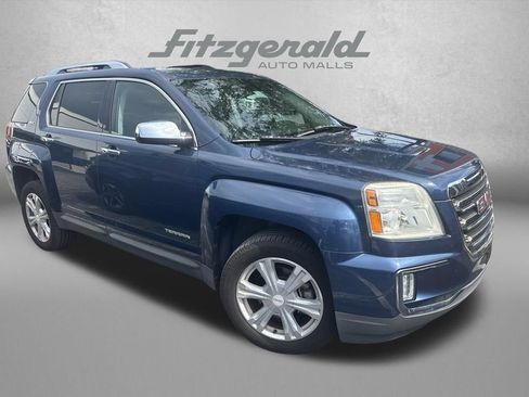 Used 2017 GMC Terrain SLT w/ Driver Alert Package I FWD image 3