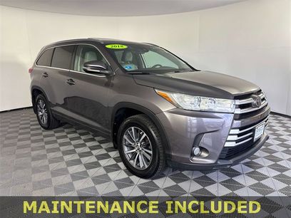 Used 2018 Toyota Highlander XLE w/ Carpet Mat Package (TMS)