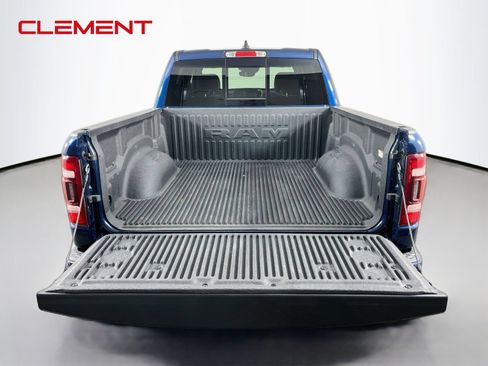 Used 2023 RAM 1500 Laramie AWD/4WD image 9