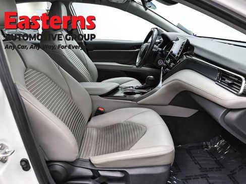 Used 2023 Toyota Camry SE FWD image 24