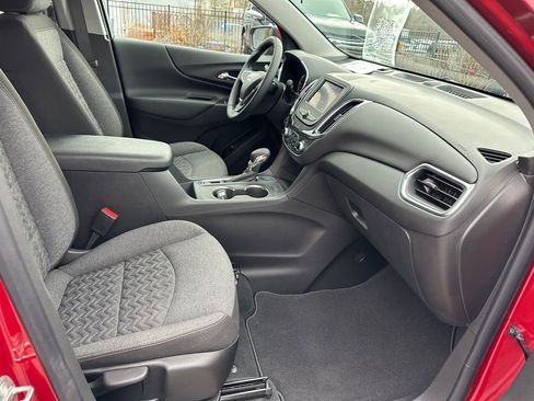 Used 2024 Chevrolet Equinox LT FWD image 30