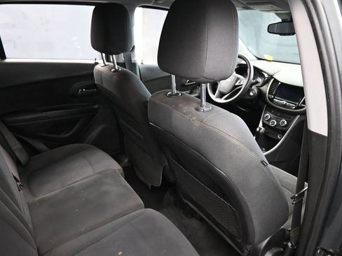 Used 2019 Chevrolet Trax LS w/ Tint and Cruise Package image 39