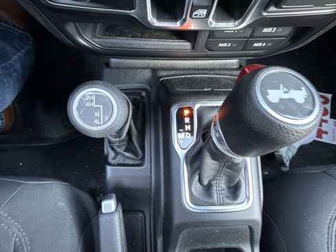 Used 2021 Jeep Wrangler Unlimited Sport image 57