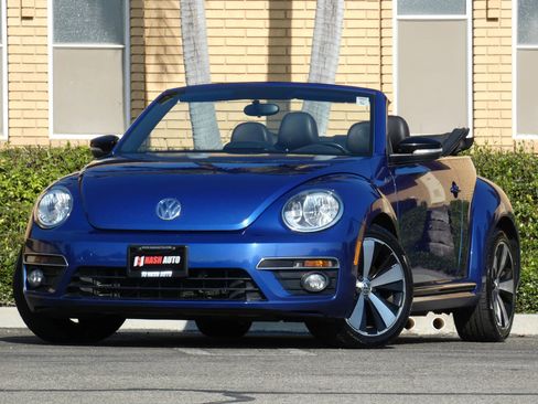 Used 2014 Volkswagen Beetle R-Line image 4