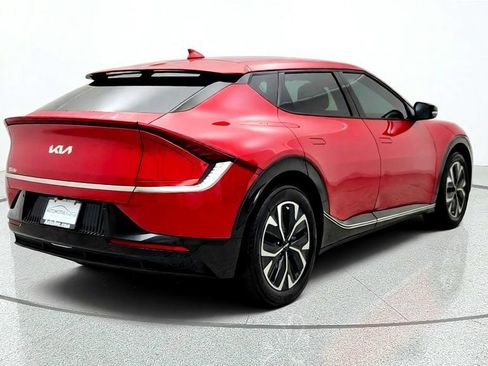 Used 2022 Kia EV6 Wind RWD image 5
