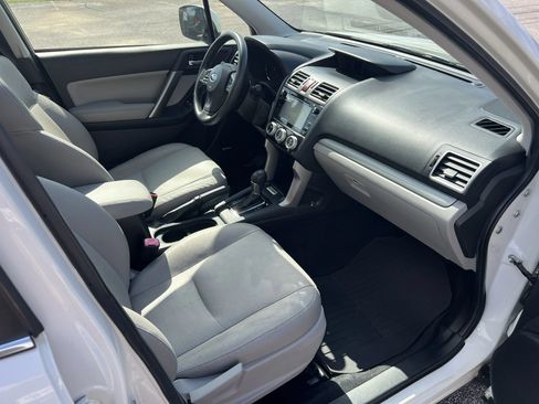 Used 2016 Subaru Forester 2.5i Touring w/ Eyesight & Navigation System AWD/4WD image 15