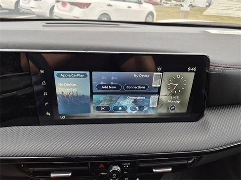 New 2025 Nissan Kicks SR w/ Illumination Package image 13