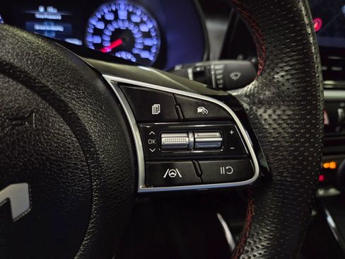 Used 2022 Kia Forte GT FWD image 17