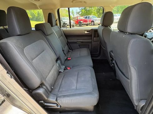 Used 2018 Ford Flex SE FWD image 30