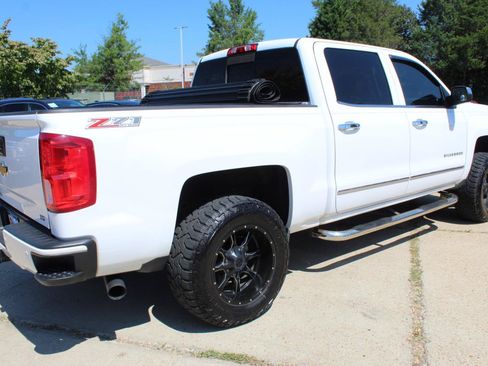 Used 2016 Chevrolet Silverado 1500 LTZ Z71 w/ LTZ Plus Package AWD/4WD image 8