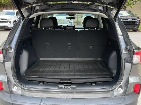 Used 2022 Ford Escape SEL w/ Technology Package FWD image 7
