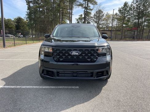 Used 2025 Ford Maverick XLT w/ XLT Luxury Package AWD/4WD image 3