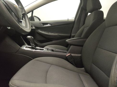 Used 2017 Chevrolet Cruze LT w/ Convenience Package FWD image 17