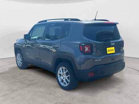 Used 2021 Jeep Renegade Latitude AWD/4WD image 3
