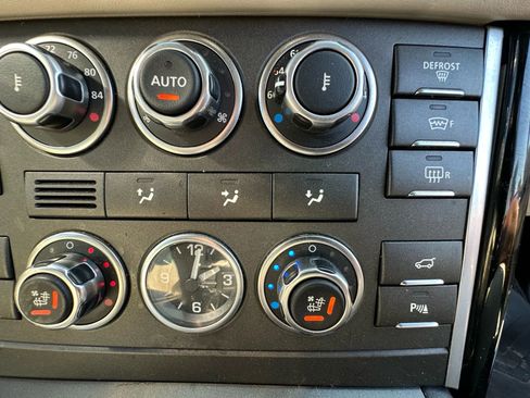 Used 2012 Land Rover Range Rover Autobiography image 38