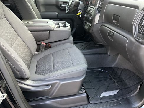 Used 2019 Chevrolet Silverado 1500 Custom w/ Custom Max Trailering Package AWD/4WD image 23