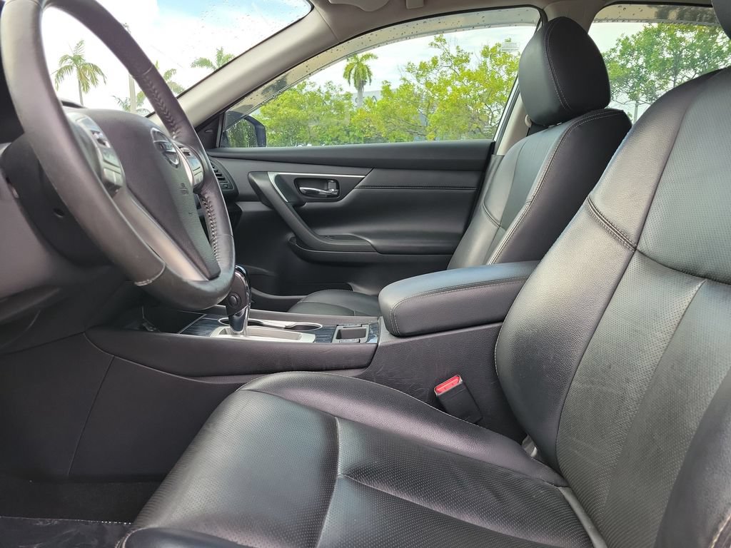 Used 2016 Nissan Altima 2.5 SL w/ 2.5 Technology w/LED Package FWD image 26