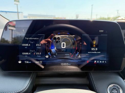 Used 2026 Chevrolet Equinox LT AWD/4WD image 26