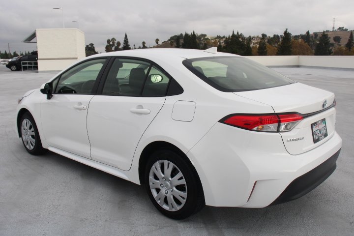 Certified 2025 Toyota Corolla LE w/ Convenience Package FWD image 5