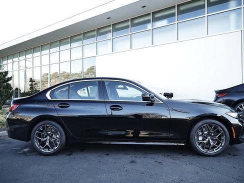 Used 2025 BMW 330i xDrive Sedan w/ Convenience Package AWD/4WD image 8